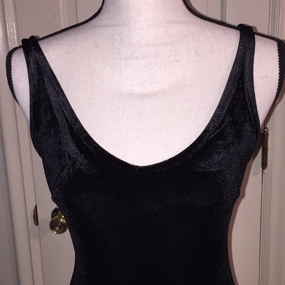 Dresses & Skirts - Sassy Velvet Bodycon Knit Dress (Black)